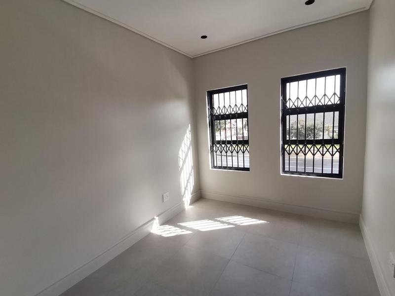 3 Bedroom Property for Sale in Bracken Heights Western Cape